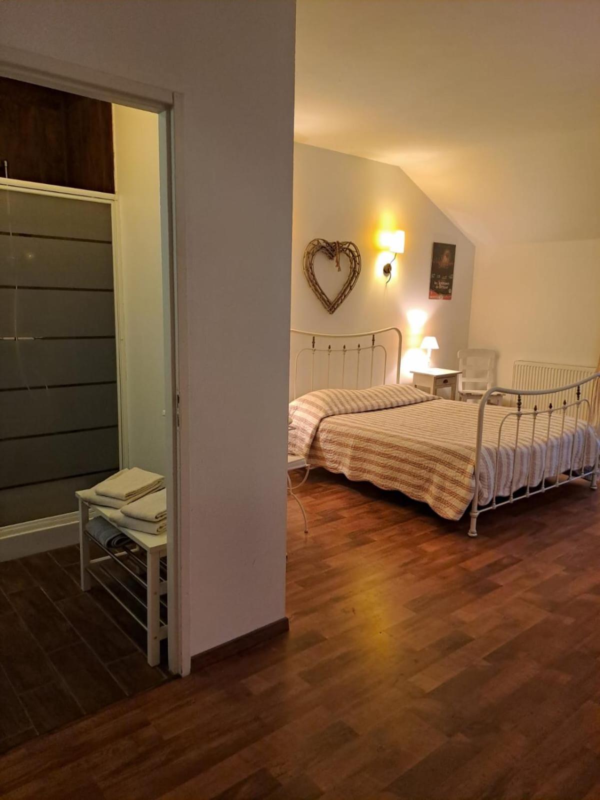 Le Moulin Du Fay Bed & Breakfast Villemotier Luaran gambar